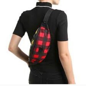 Nike- Fanny pack Belt bag Large adjustable straps Red. Black Yellow